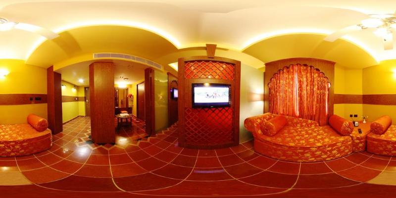 Hotel Femina General view