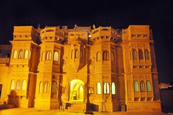 Hotel Lal Garh Fort And Palace Featured Image