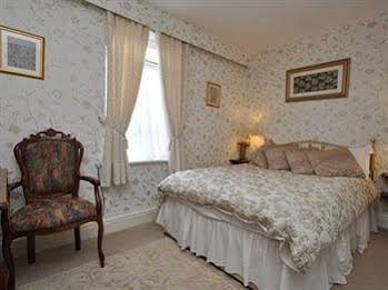 Bryn Woodlands House 