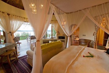 Tongabezi Lodge Guestroom