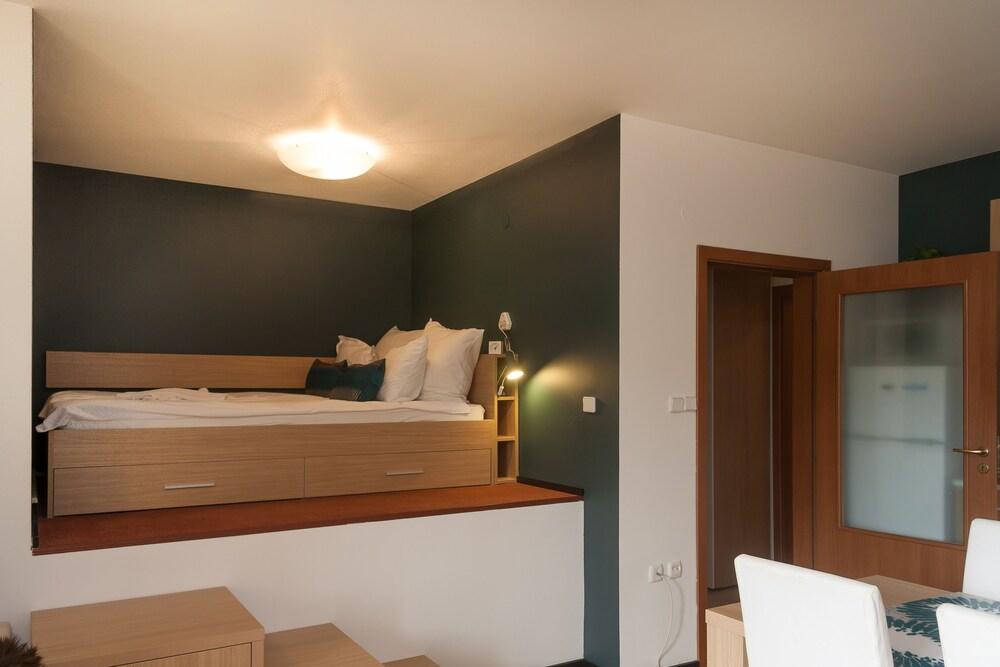 Sofia Downtown Apartments (سوفیا داون تاون آپارتمنتس) 