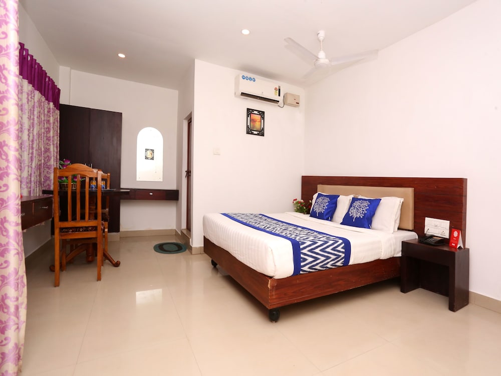 Oyo 9417 Seaside Residency Guestroom