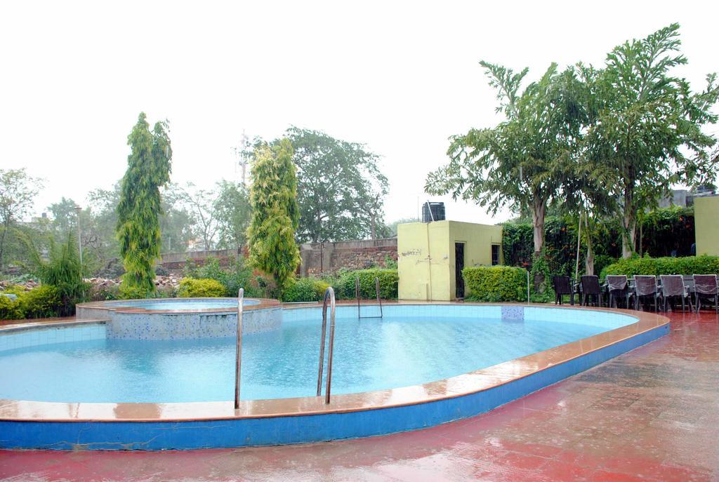 Hotel Hilltop Pushkar 
