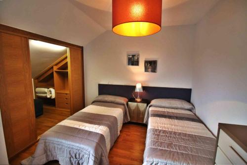 Piso Isla De Arousa Hotel Description