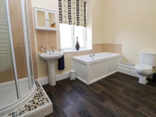 1 Roxby Terrace (۱ روکسبی تراس) 