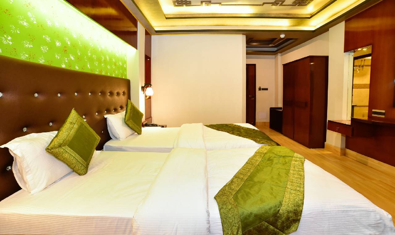 Treebo Hotel Tarcon 
