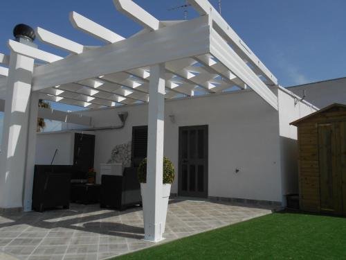 Capital Bed Porto Cesareo (كاپیتال بد پورتو كسارئو) 