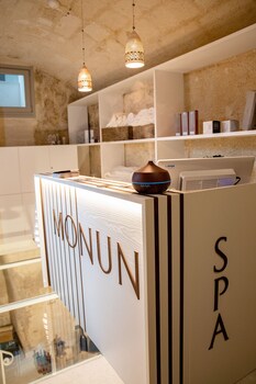 Monun Hotel Spa & Restaurant Spa Reception