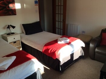 The Stag Hotel Guestroom