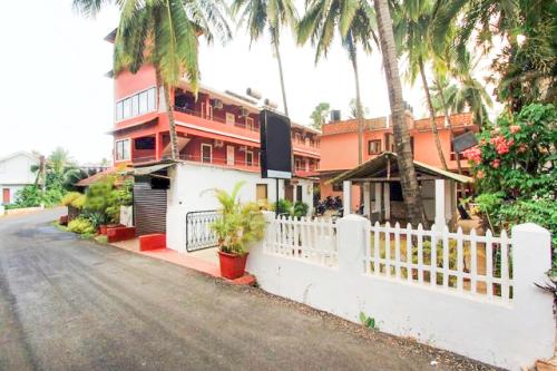 1 Br Boutique Stay In Calangute North Goa By Guesthouser 