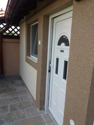 Guest House Farkas Home Invest 