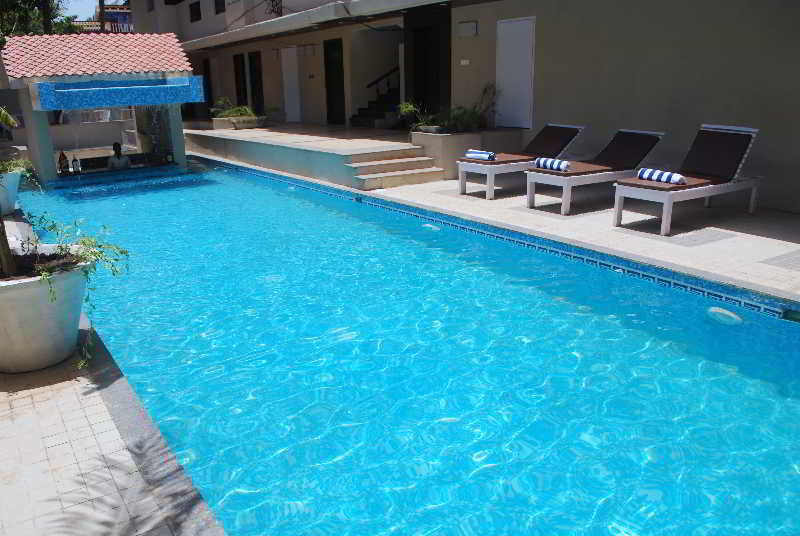 Resort De Crossroads Pool