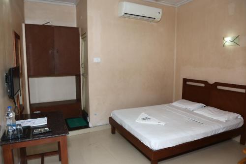 Chitra Lodge 