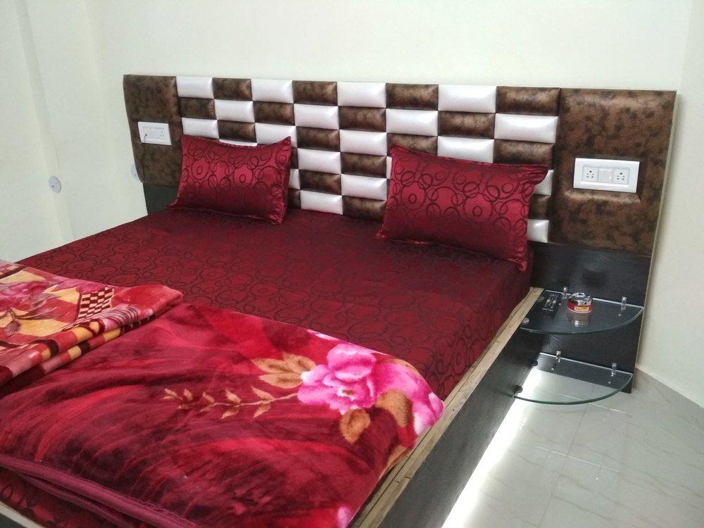 Hotel Pragati Palace 