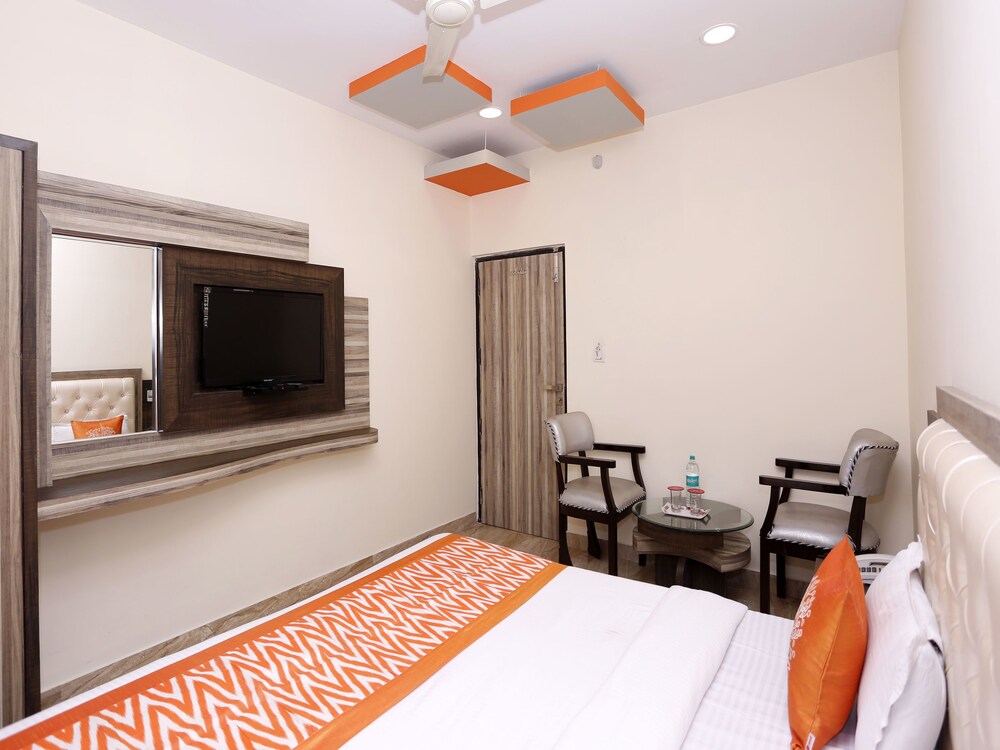 Oyo 4511 Hotel Nagpal (اویو ۴۵۱۱ هتل ناگپال) Guestroom