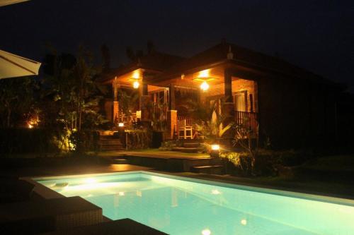 Kubu Nyang Nyang Uluwatu 