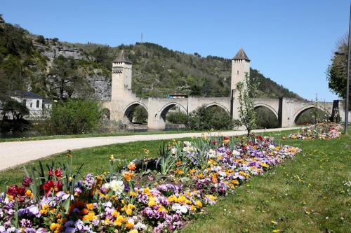 Allees Des Soupirs 