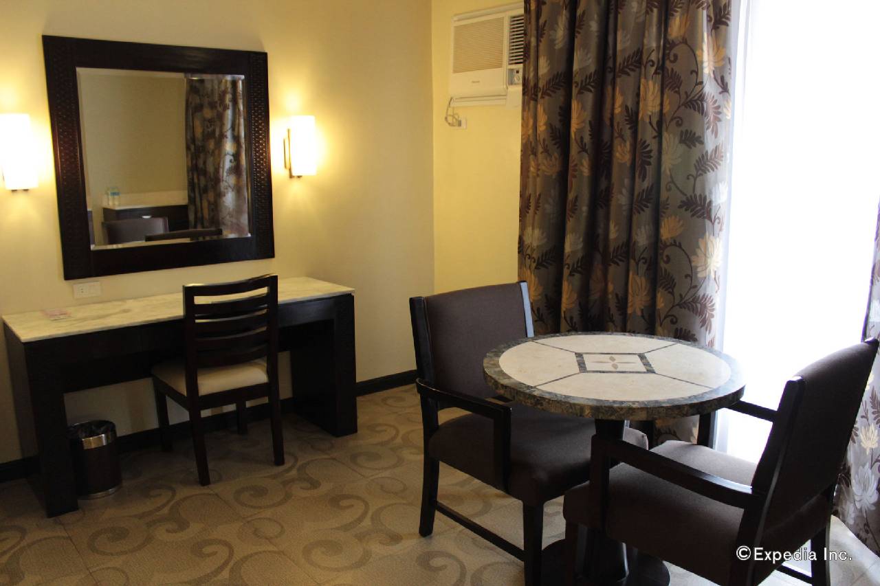 Coron Westown Resort 