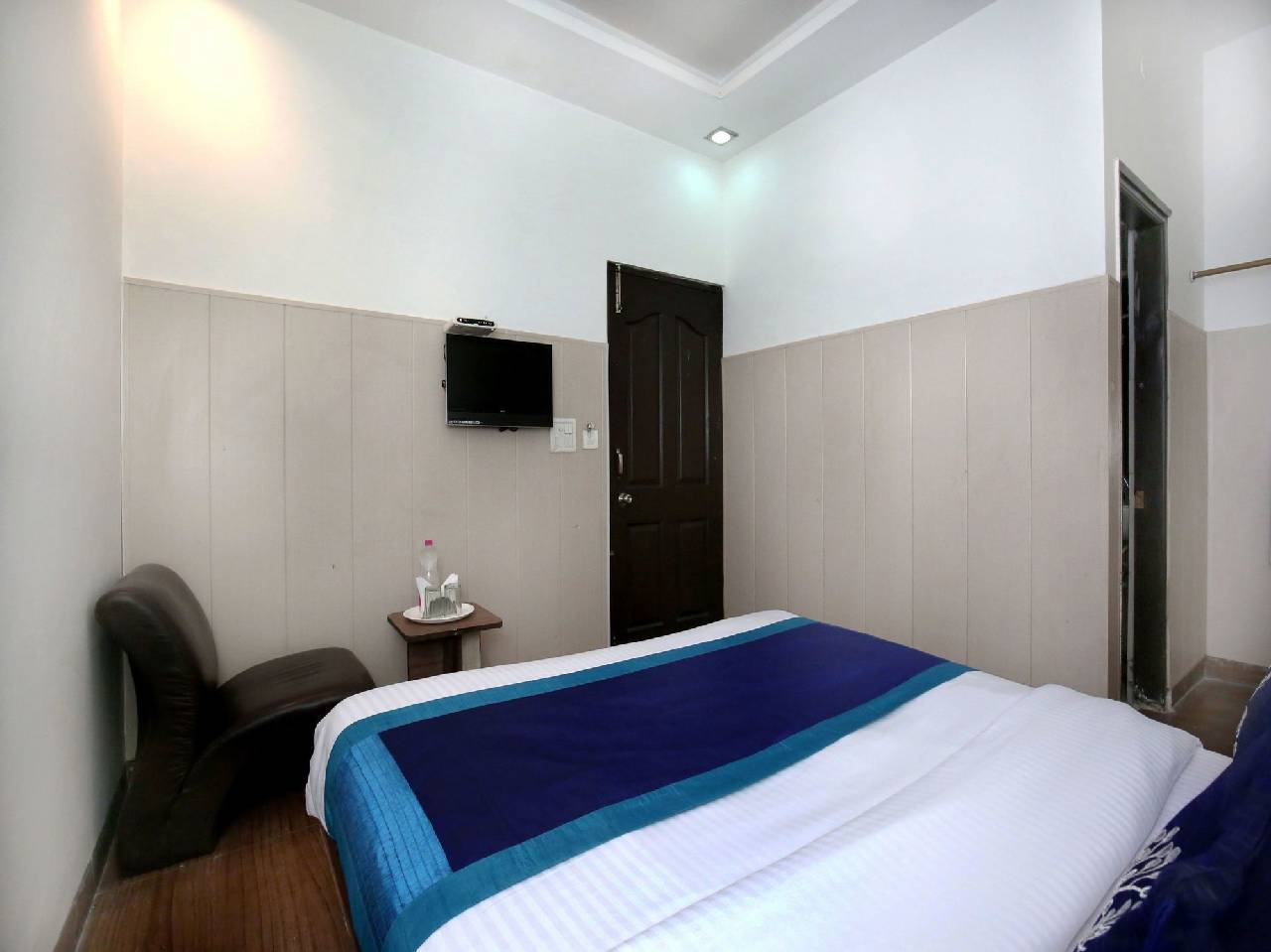 Oyo 9631 Hotel Oak 