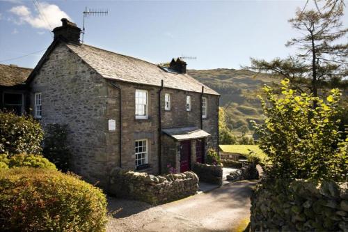 The Curious Orange ( كوریوس اورانج) 