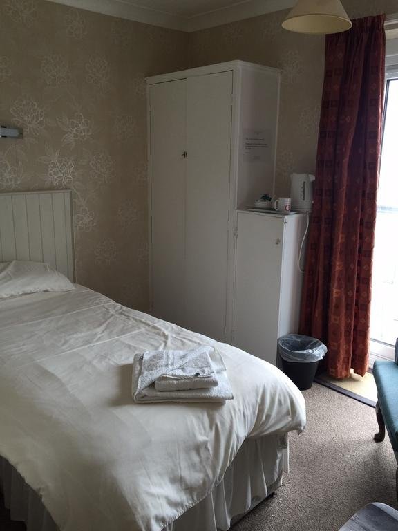 Chatsworth Hotel 