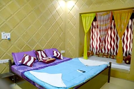 Hotel Qutub Villa 
