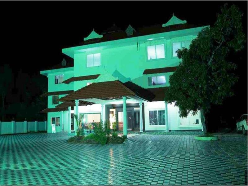 Thachaparambil Residency 