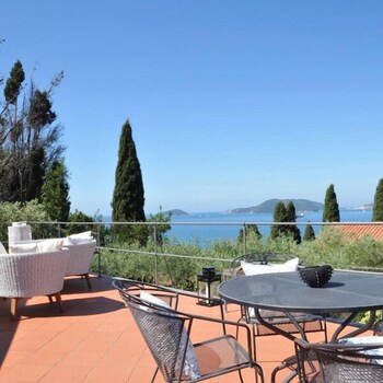 Velamica Resort Terrace/Patio