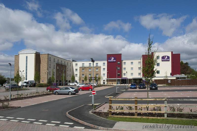 Premier Inn Bristol Cribbs Causeway 