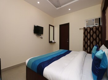 Oyo 9844 Hotel Hill View Guestroom