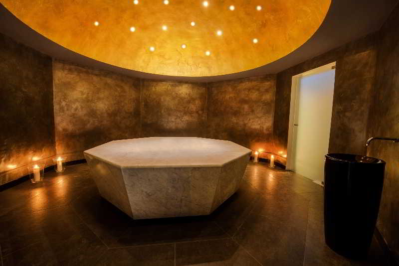 Arlamow Hotel Sports and Entertainment