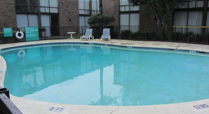 Red Lion Hotel Houston Intercontinental Airport 