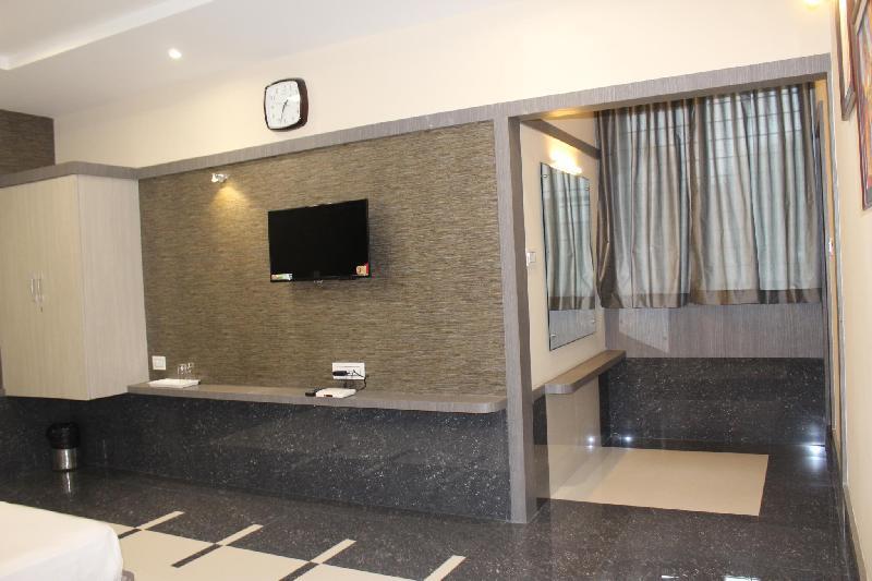 Hotel Anmol Classic 