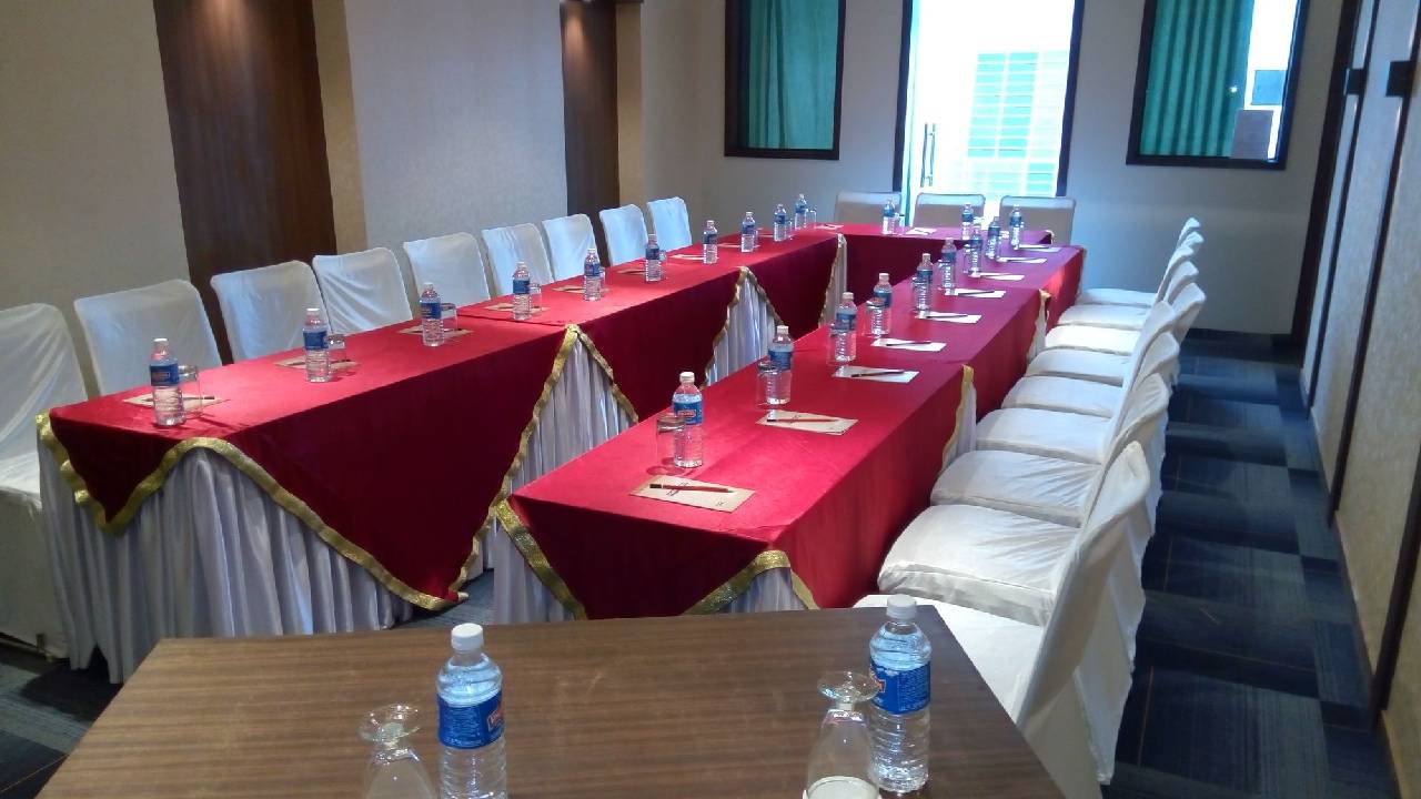 Gandharva By Peppermint Hotel 