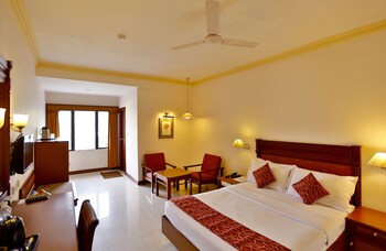 Issacs Residency Guestroom