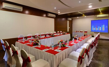 Green View Clarks Inn Meeting Facility
