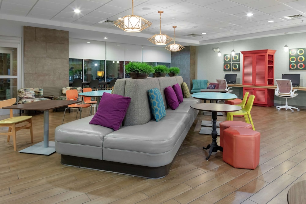 Home2 Suites by Hilton Fayetteville Fort Liberty - photo 3