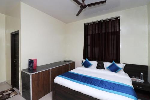 Oyo 20024 Hotel Star Court 