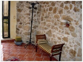 Sweet Country House Lobby
