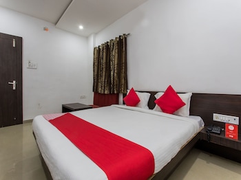 Hotel Kshipra Dham 