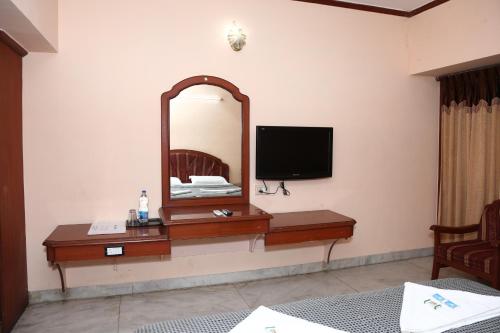 Chitra Lodge 