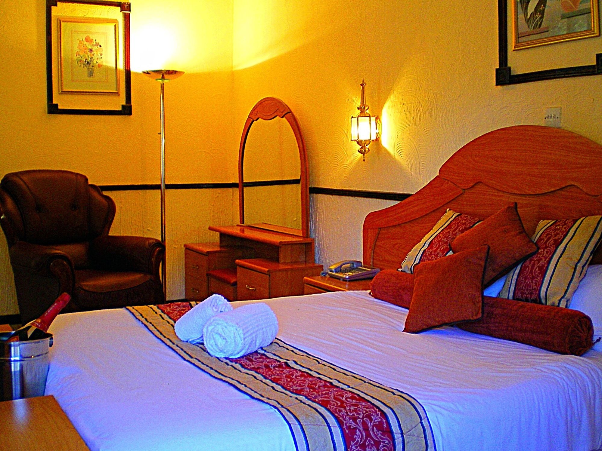 New Fairmount Hotel And Casino 