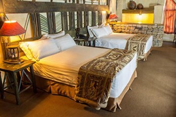 Lodge At The Ancient City Guestroom