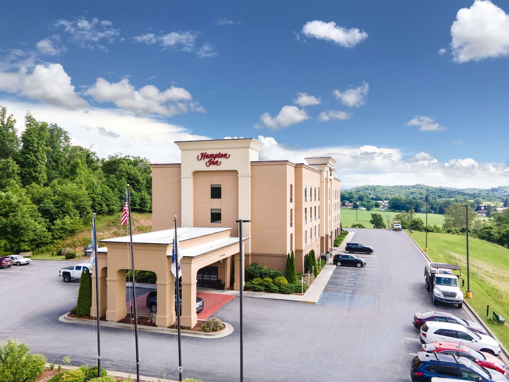 Hampton Inn Elkins - featured photo