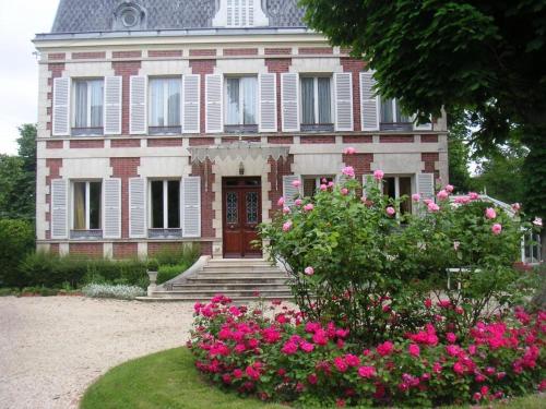 Le Manoir Du Pont Cage (ل مانویر دو پونت كاج) 