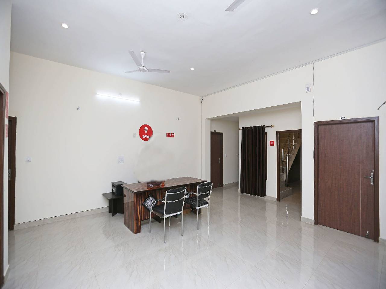 Oyo 9600 Country Homestay 