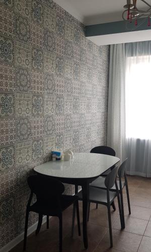 Ideal Apartment 