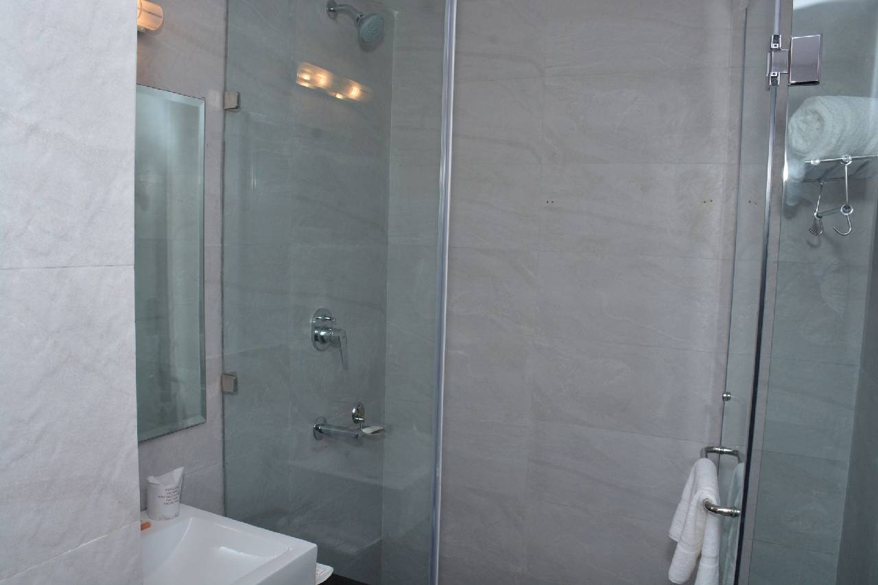 Hide Away Suites 