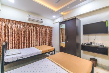 Hotel Nest Inn Malad Guestroom