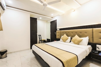 Hotel Bkc Palace Featured Image